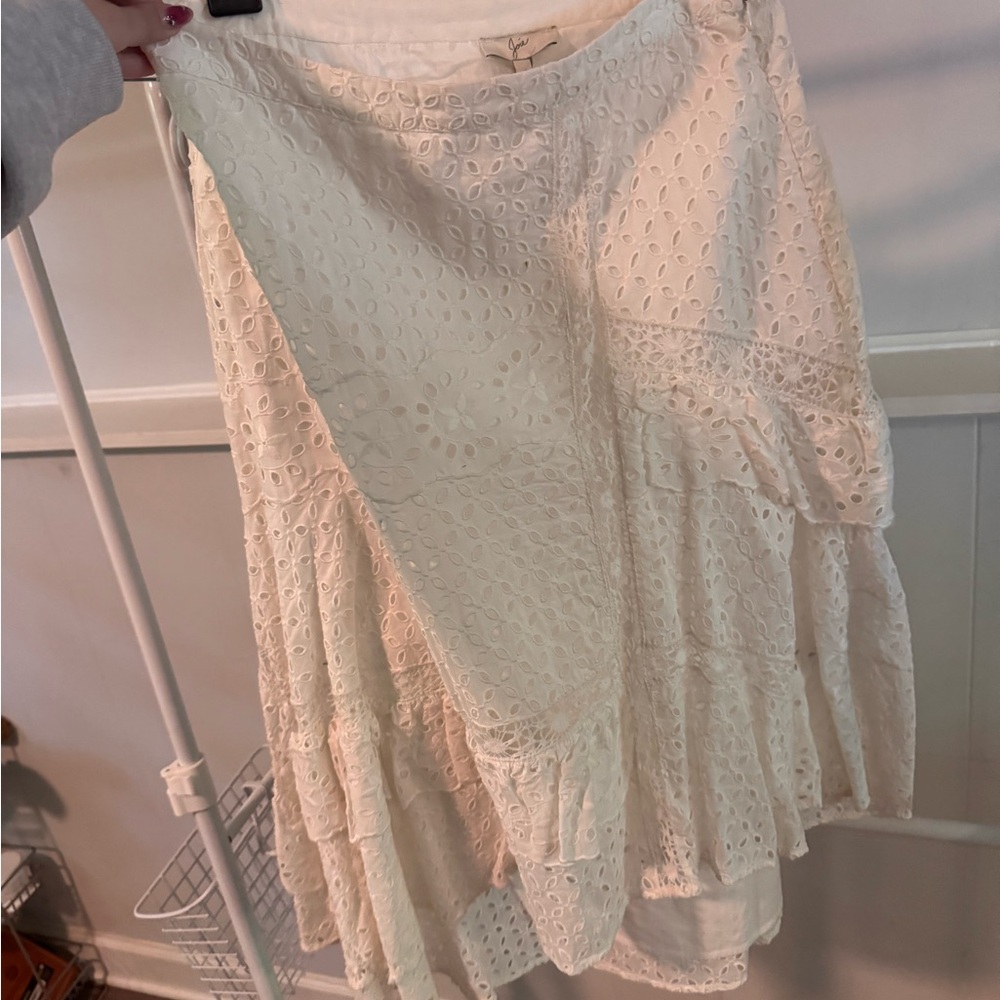 Elegant Cream Lace Skirt